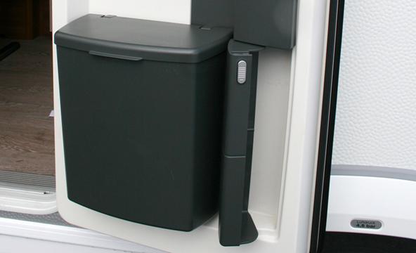 einstiegstuer-fach2.jpg