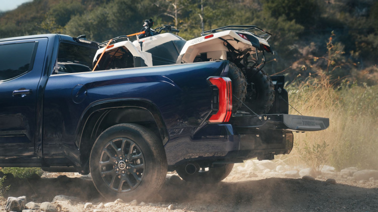 Toyota Tundra - фото №6