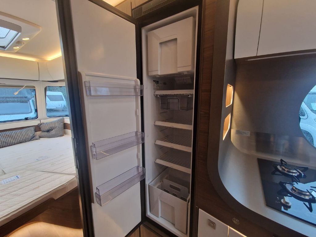 HYMER / ERIBA / HYMERCAR Eriba Touring 820 /TV/SAT/Markise/E&P/Klima