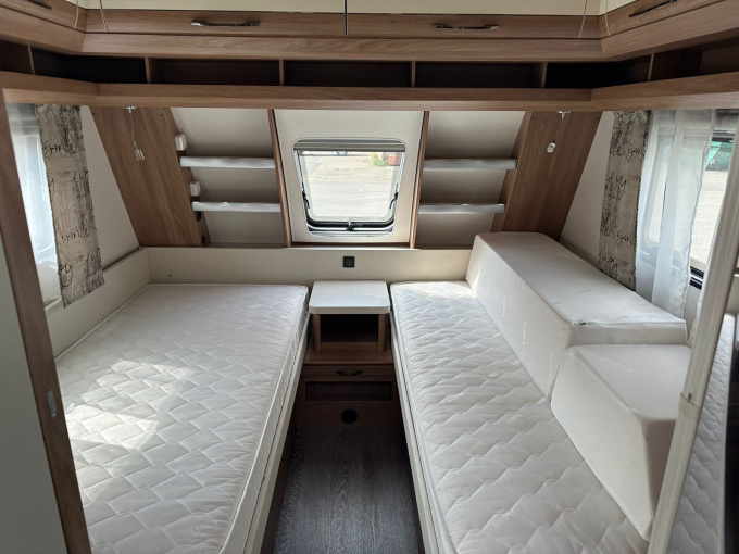 Hobby De Luxe 495 UL