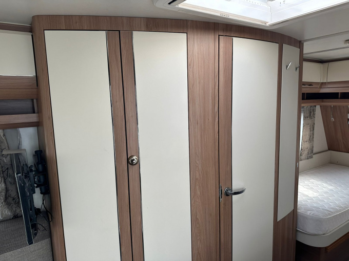 Hobby De Luxe 495 UL