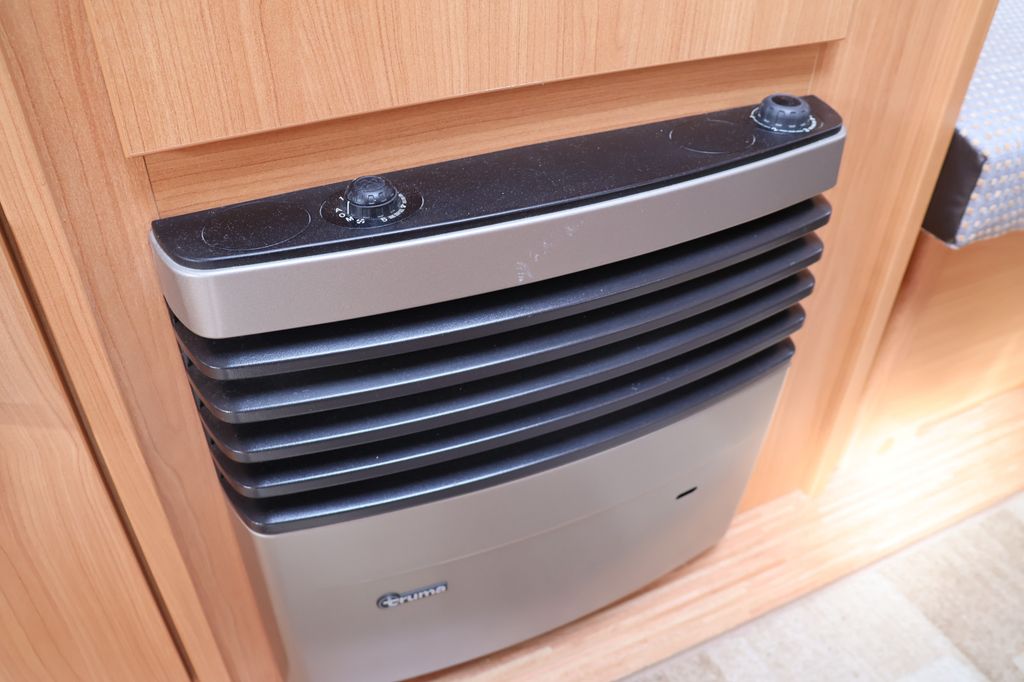 Knaus Sport 400 LB 2.Hd Vorzelt TÜV+Gas+Reifen Neu