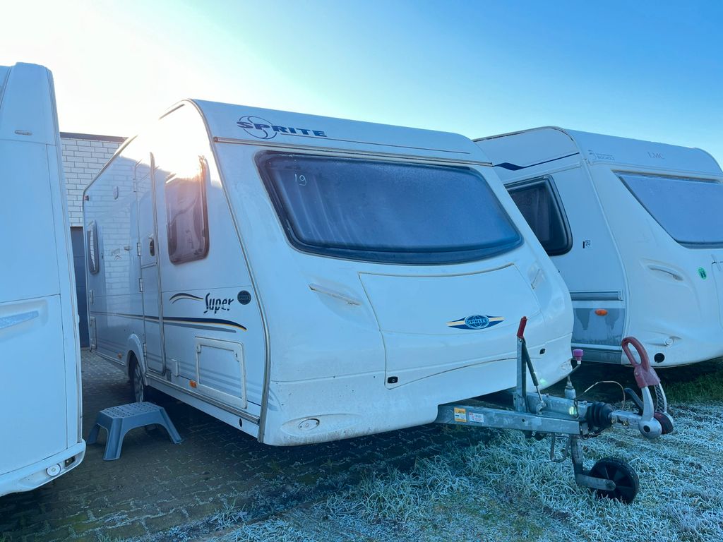 Sprite SUPER 490 - Franz.Bett/Rundsitz/Mover/Dusche