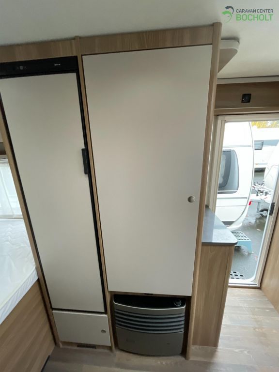 Bürstner Premio 395 TS Fahrradträger / Großer Kühlschrank