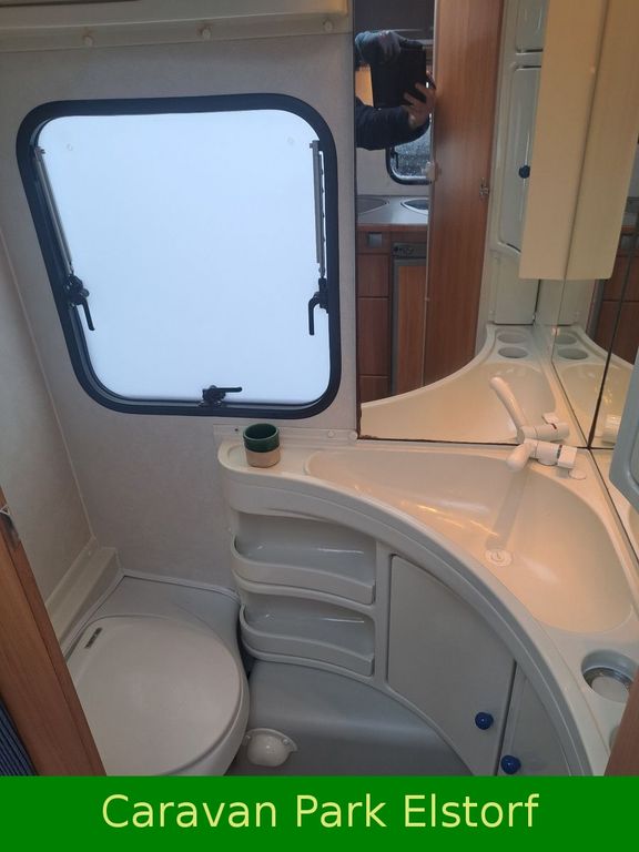 Adria 472 LU ADORA Mover Markise Einzelbtten usw