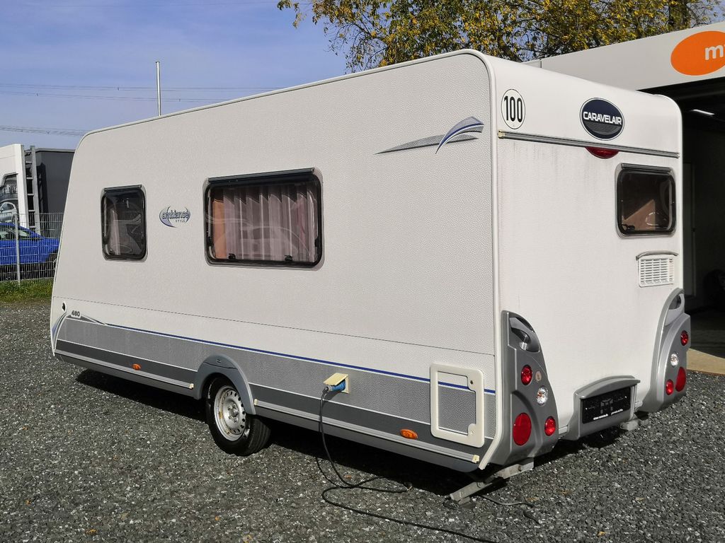 Caravelair Ambiance Style 460 Queensbett,Mittelsitzgr,2.10m