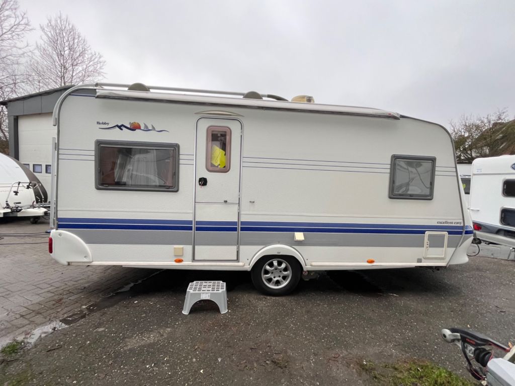 Hobby 495 UFE (Mover Markise Vorzelt)
