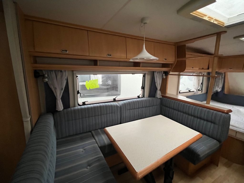Hobby 560 KMFE  3ER ETAGENBETEN