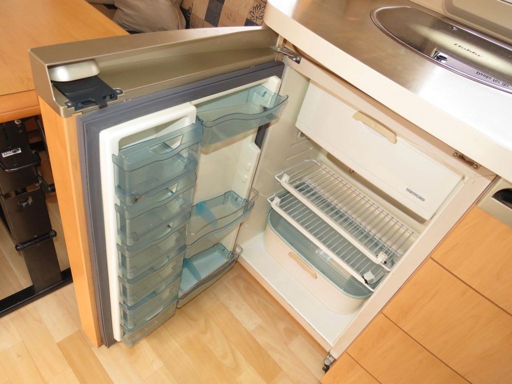 Hobby De Luxe Easy 460UFe Mover Vorzelt Tempo 100