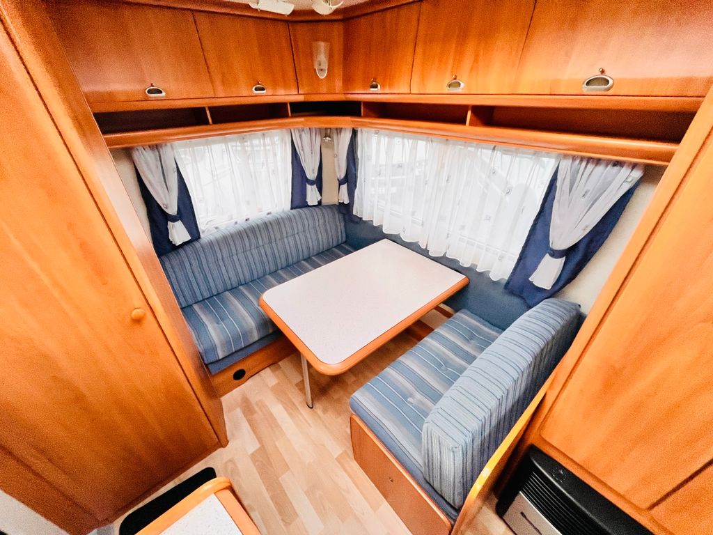 Hobby DE LUXE 400 SF QUERBETT MOVER