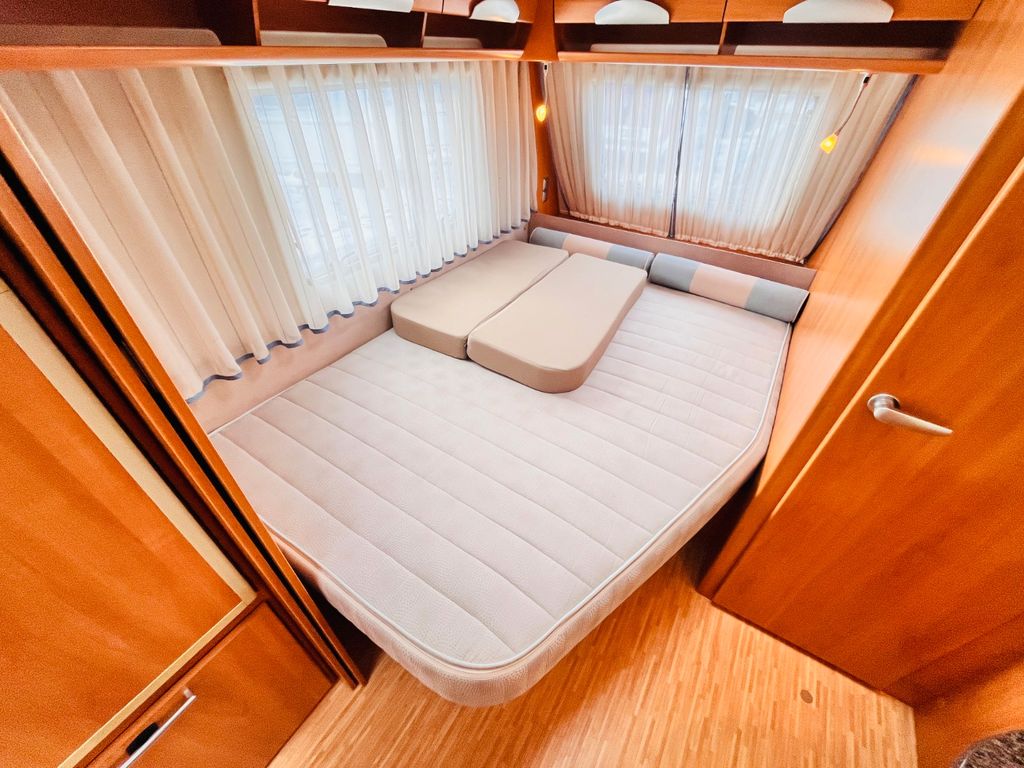 HYMER / ERIBA / HYMERCAR NOVA 545 FRANZ.BETT DUSCHE MARKISE
