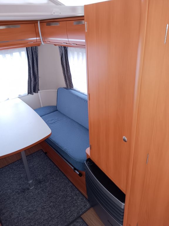 HYMER / ERIBA / HYMERCAR Touring Familia 320