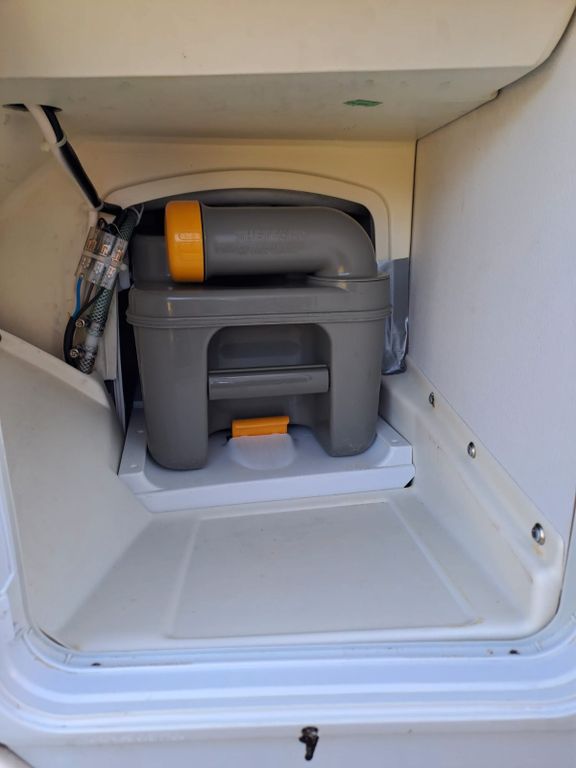 HYMER / ERIBA / HYMERCAR Eriba 532A Mit Vorzelt